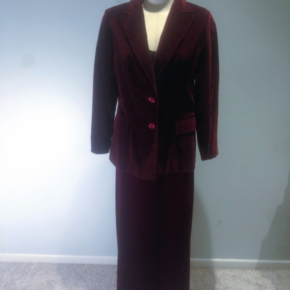 Vintage Velvet Skirt Suit - Picture 4 of 7